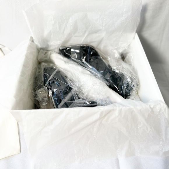 New Good American Crystal Crush Lucite Heels - Picture 4 of 16